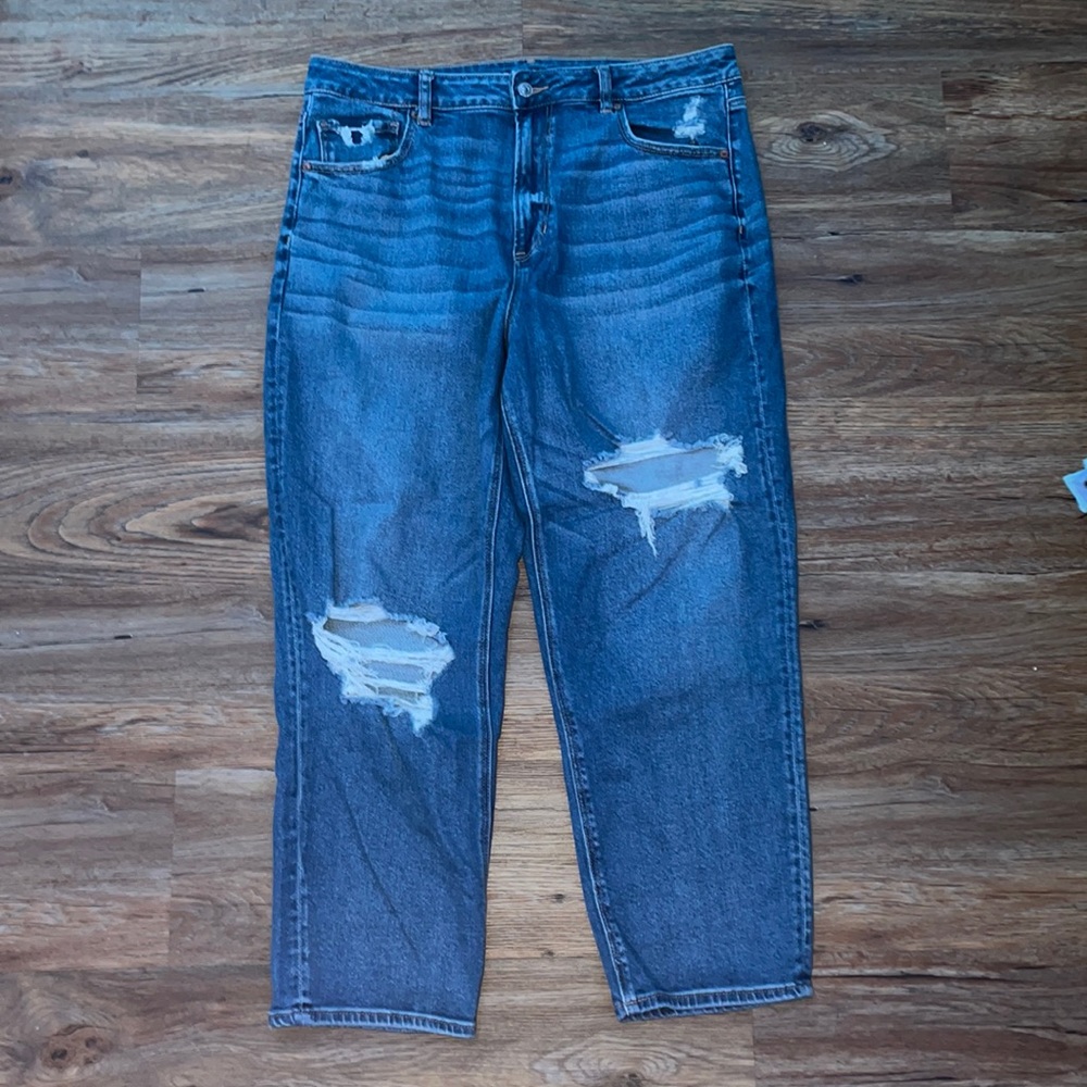 AE High Waist Jeans With Rips
